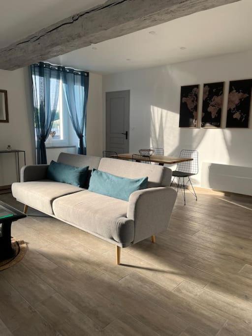 Appartement Centre De Guécélard מראה חיצוני תמונה